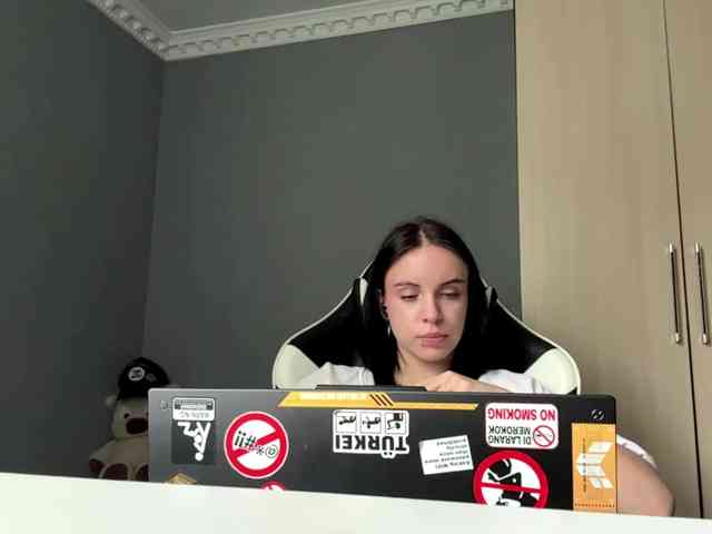 tootightwiththong webcam