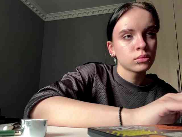 tootightwiththong webcam