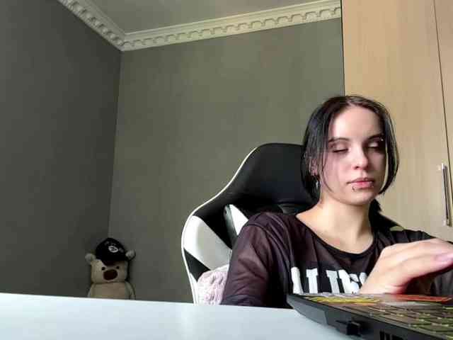 tootightwiththong webcam