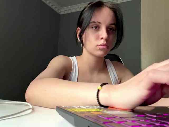 tootightwiththong webcam