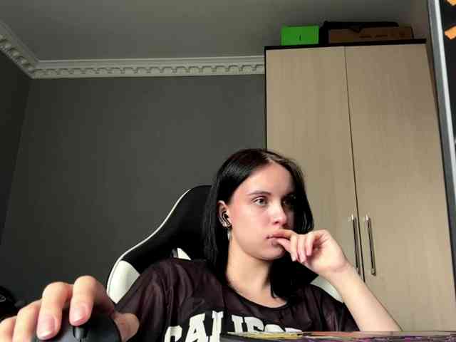 tootightwiththong webcam