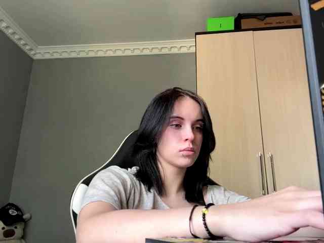 tootightwiththong webcam