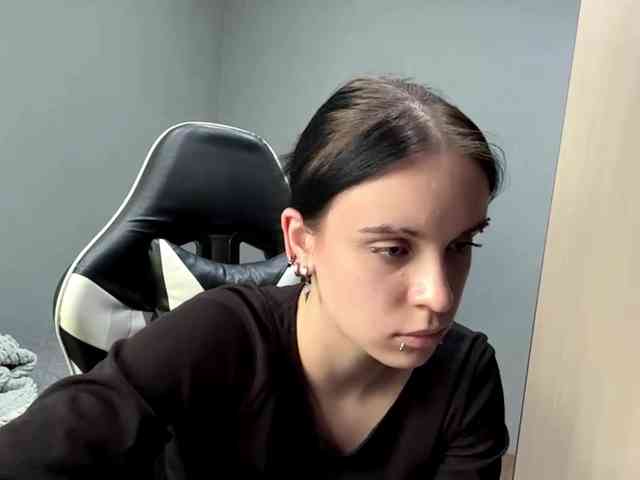 tootightwiththong webcam