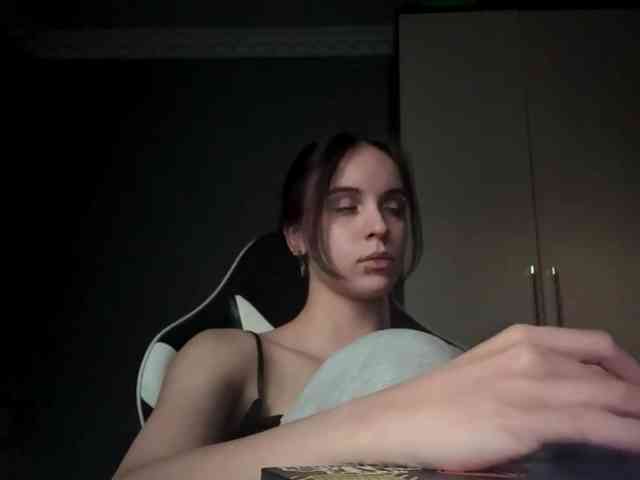 tootightwiththong webcam