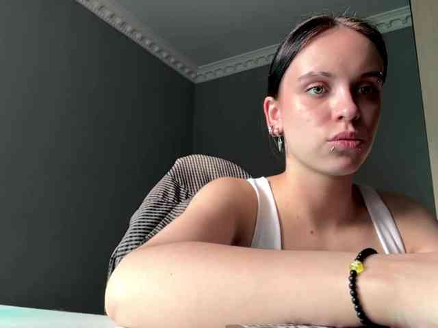 tootightwiththong webcam