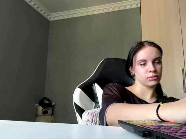 tootightwiththong webcam