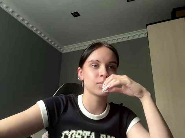tootightwiththong webcam