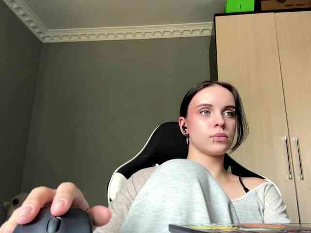 tootightwiththong webcam