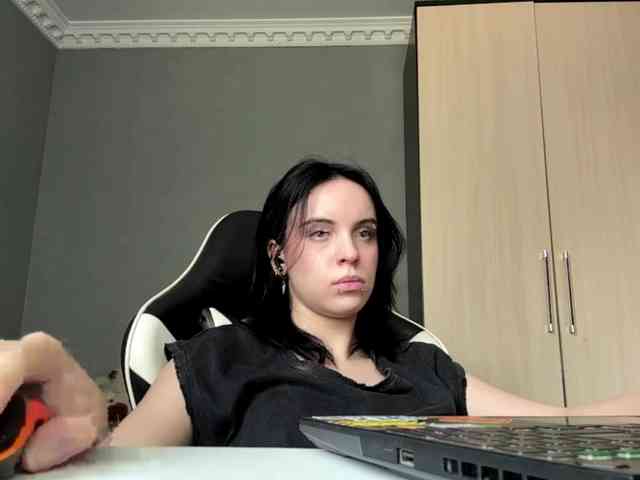 tootightwiththong webcam