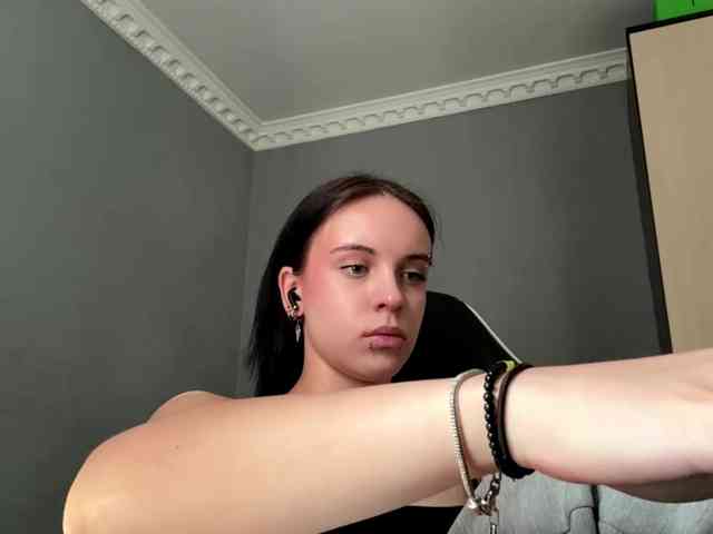 tootightwiththong webcam