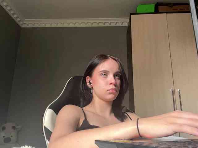 tootightwiththong webcam