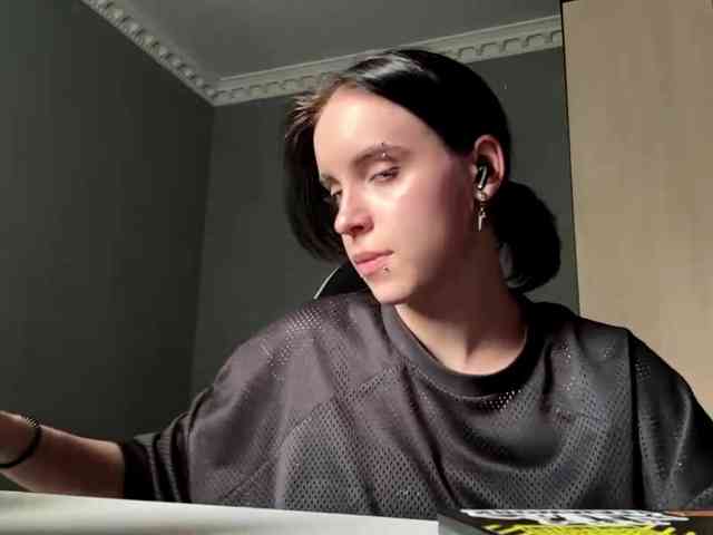 tootightwiththong webcam
