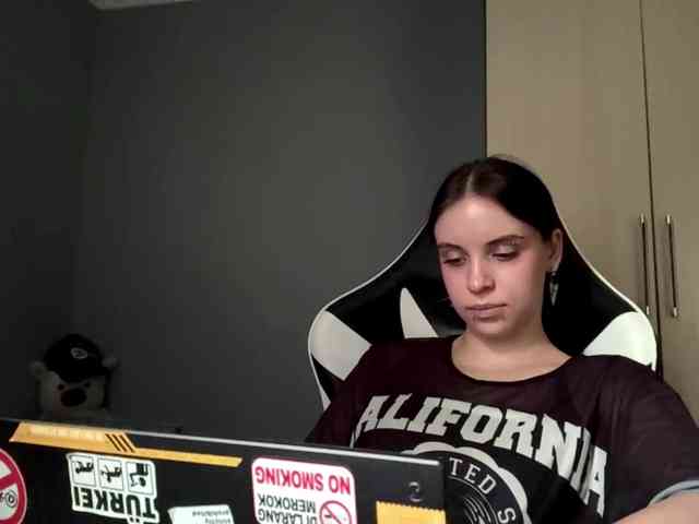 tootightwiththong webcam