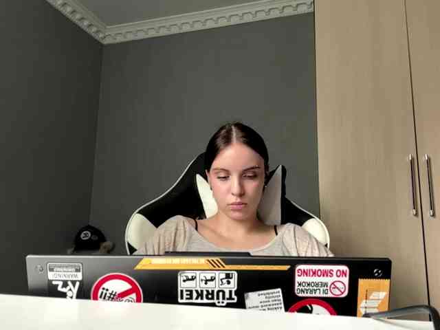 tootightwiththong webcam