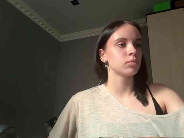 tootightwiththong webcam