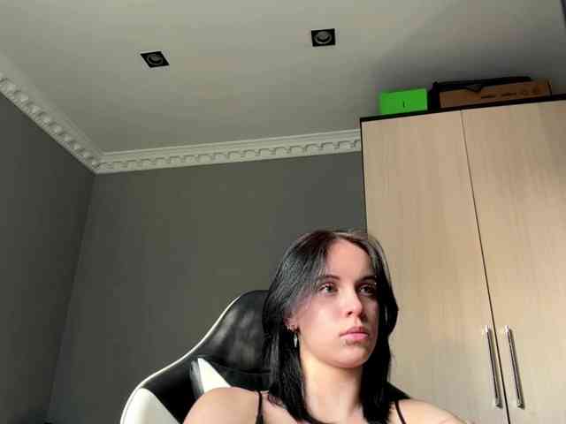 tootightwiththong webcam