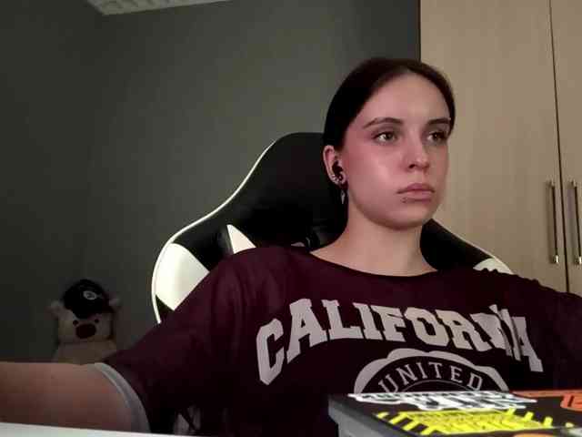 tootightwiththong webcam
