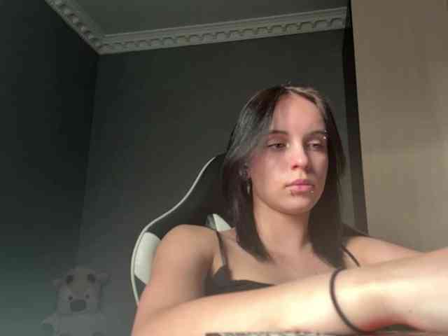 tootightwiththong webcam