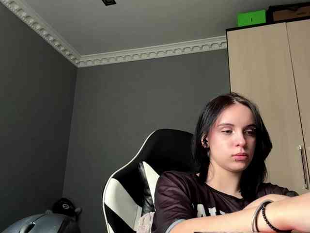 tootightwiththong webcam