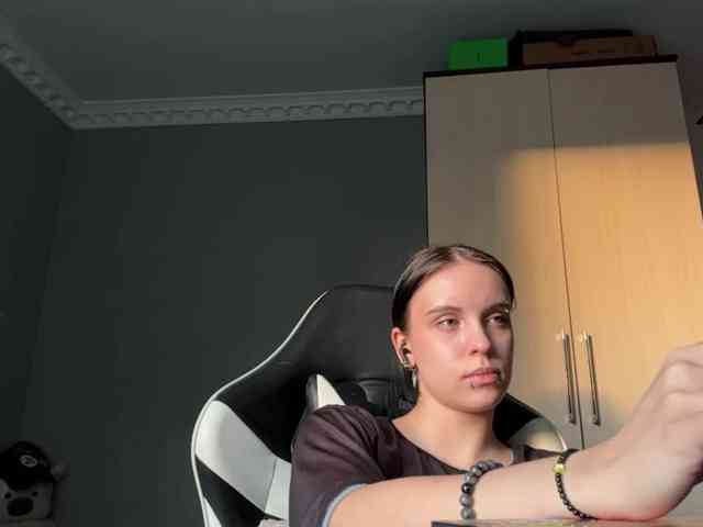 tootightwiththong webcam