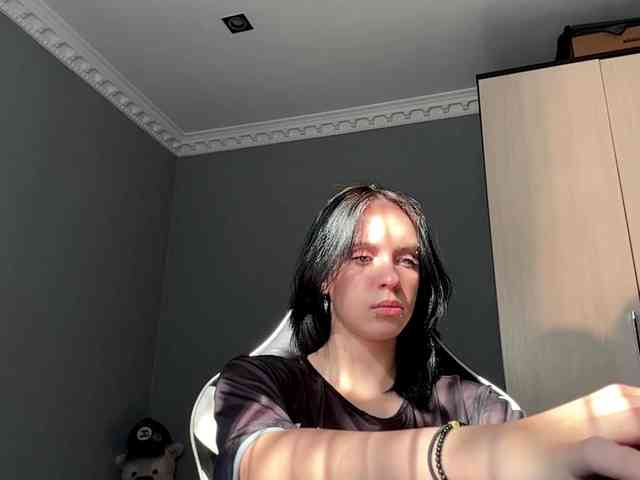 tootightwiththong webcam