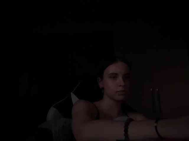 Модель: tootightwiththong