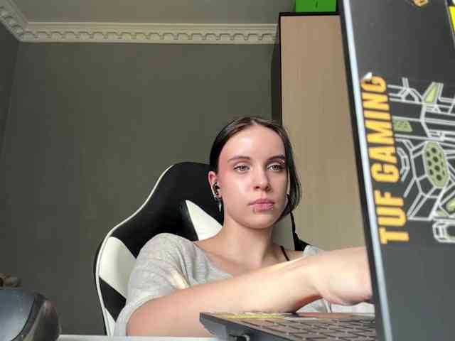 tootightwiththong webcam