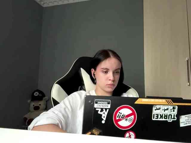 tootightwiththong webcam