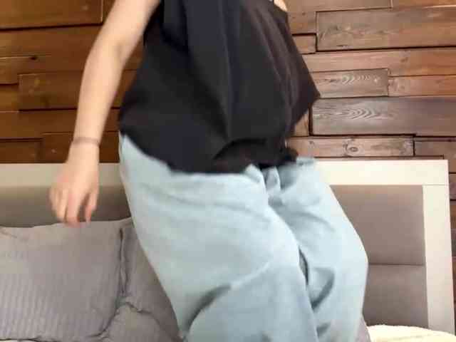 tootightwiththong