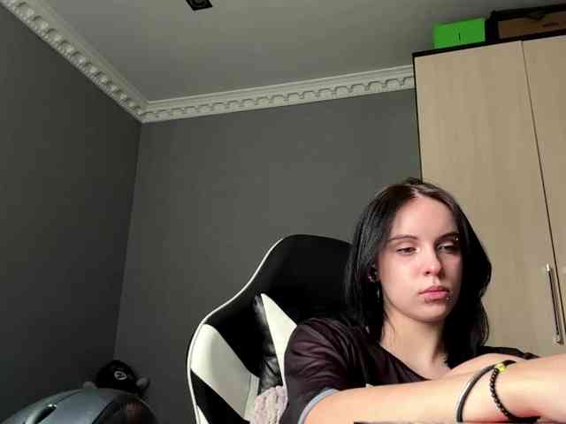 tootightwiththong webcam
