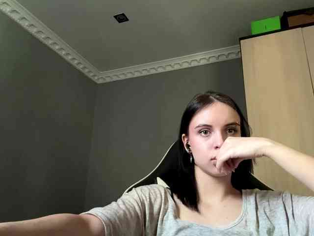 tootightwiththong webcam
