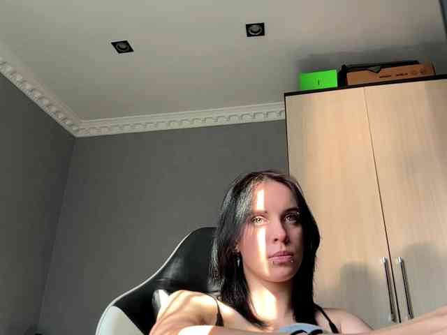 tootightwiththong webcam