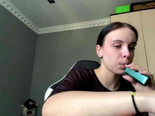 tootightwiththong webcam
