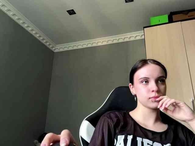 tootightwiththong webcam
