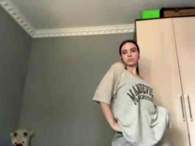 tootightwiththong webcam