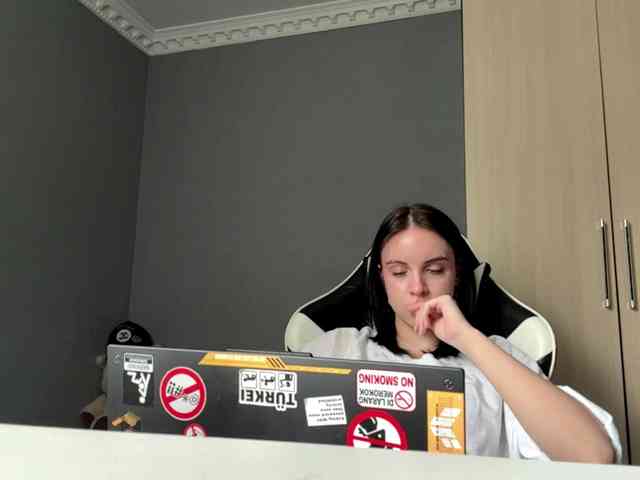 tootightwiththong webcam