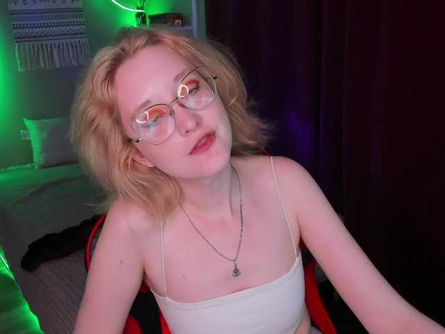 LunaTerry live cam on BongaCams
