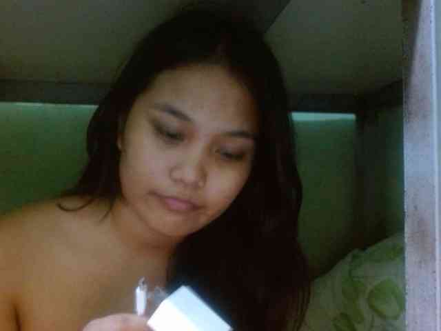 yourbabeaa webcam