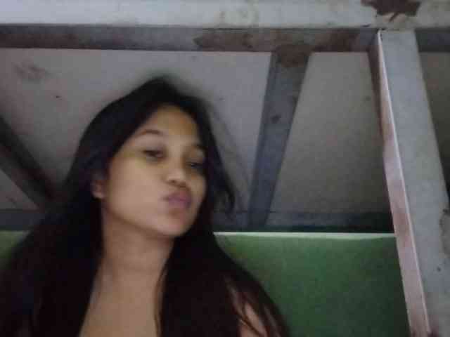 yourbabeaa Live Webcam on BongaCams