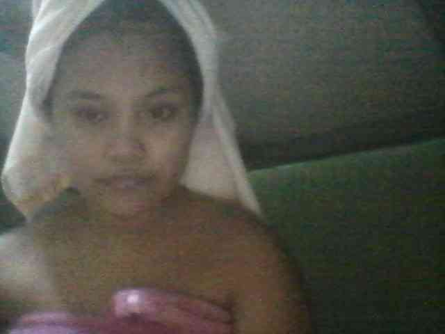 yourbabeaa webcam