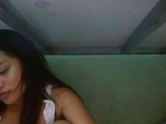yourbabeaa webcam