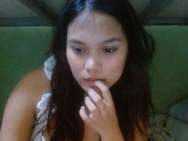 yourbabeaa webcam