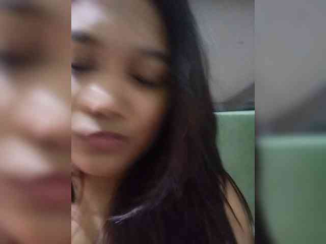 yourbabeaa webcam