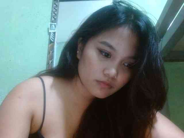 yourbabeaa webcam