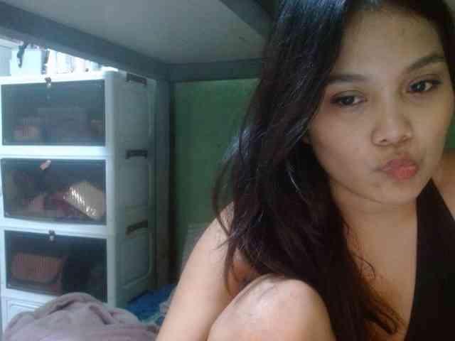 yourbabeaa webcam