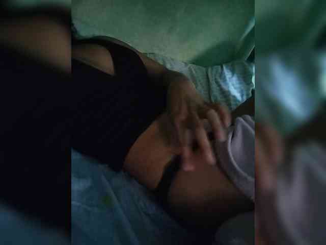 yourbabeaa webcam