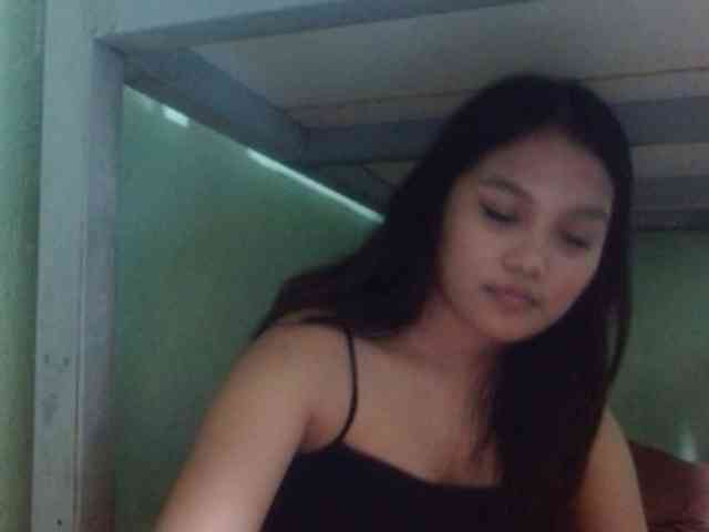 yourbabeaa webcam