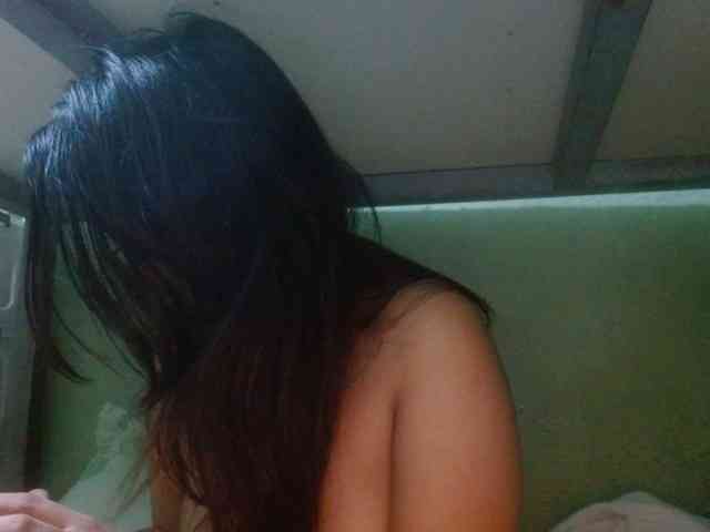 yourbabeaa webcam