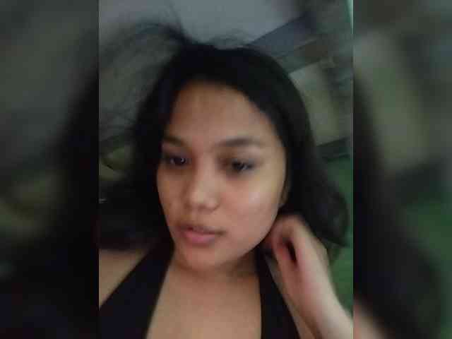 yourbabeaa webcam