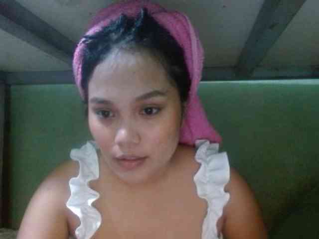 yourbabeaa webcam